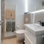 Elf شقة